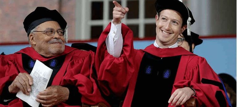 El fundador de Facebook pidió en Harvard un sueldo básico para todos