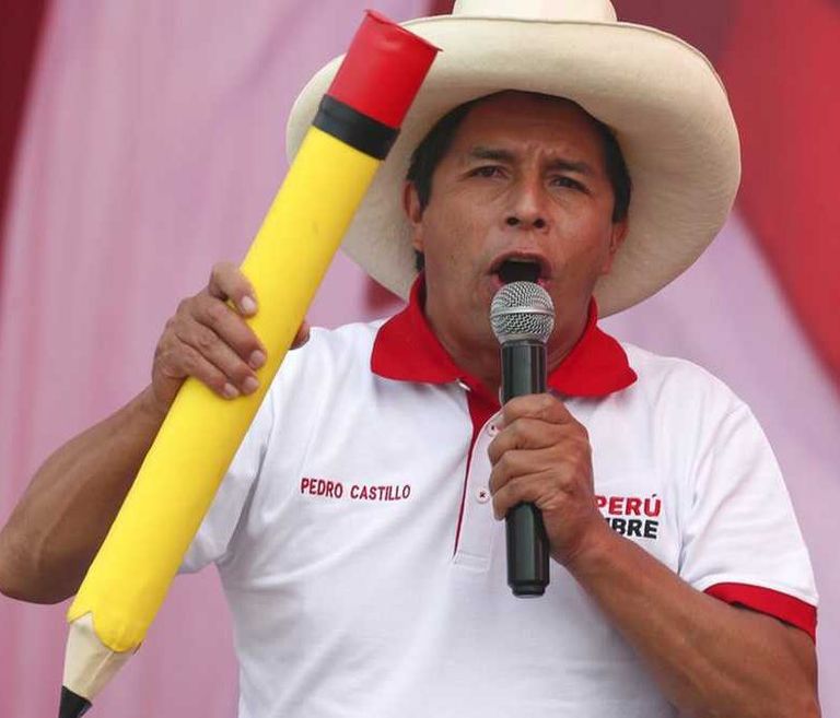 Así es el peruano Pedro Castillo: Un maestro de escuela rural, marxista y defensor de la familia